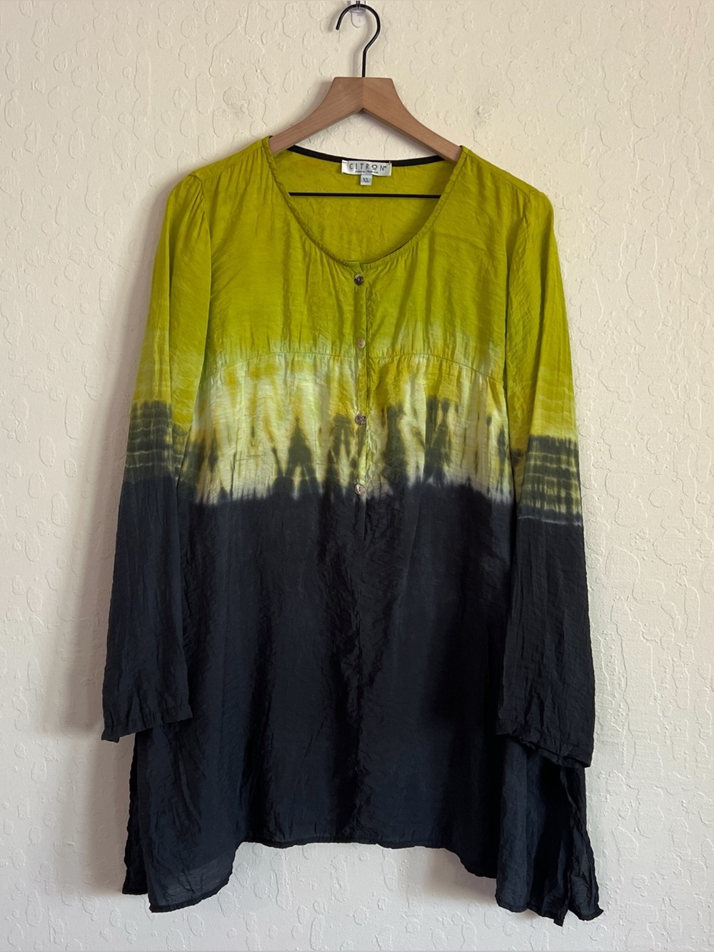 Citron Santa Monica Green Tie Dye Asymmetric Shark Bite Henley Tunic Top XL Boho